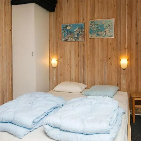 Four-bedroom In Knebel 7 Holiday home Skodshoved Strand